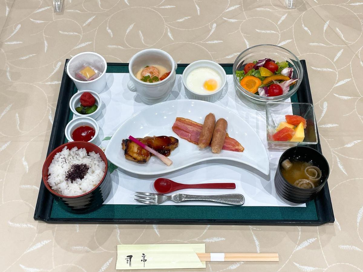 Hotel Sunlife Garden Hiratsuka Exteriör bild